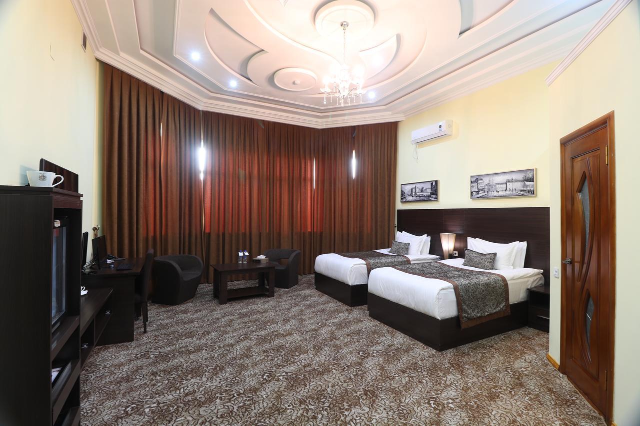 Lotte Palace Ντουσαμπέ Εξωτερικό φωτογραφία