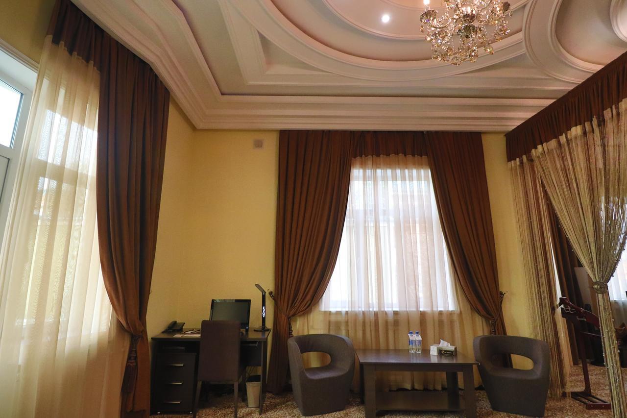 Lotte Palace Ντουσαμπέ Εξωτερικό φωτογραφία